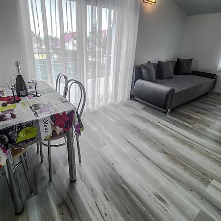 Feda Apartmanhaz บาลาตงโบกลาร์ ภายนอก รูปภาพ