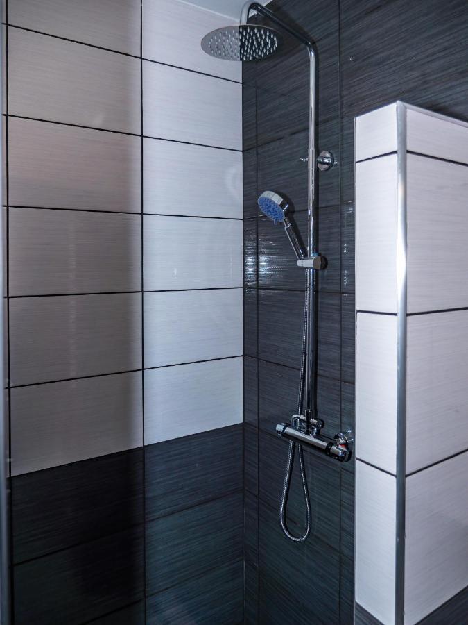 Feda Apartmanhaz บาลาตงโบกลาร์ ภายนอก รูปภาพ