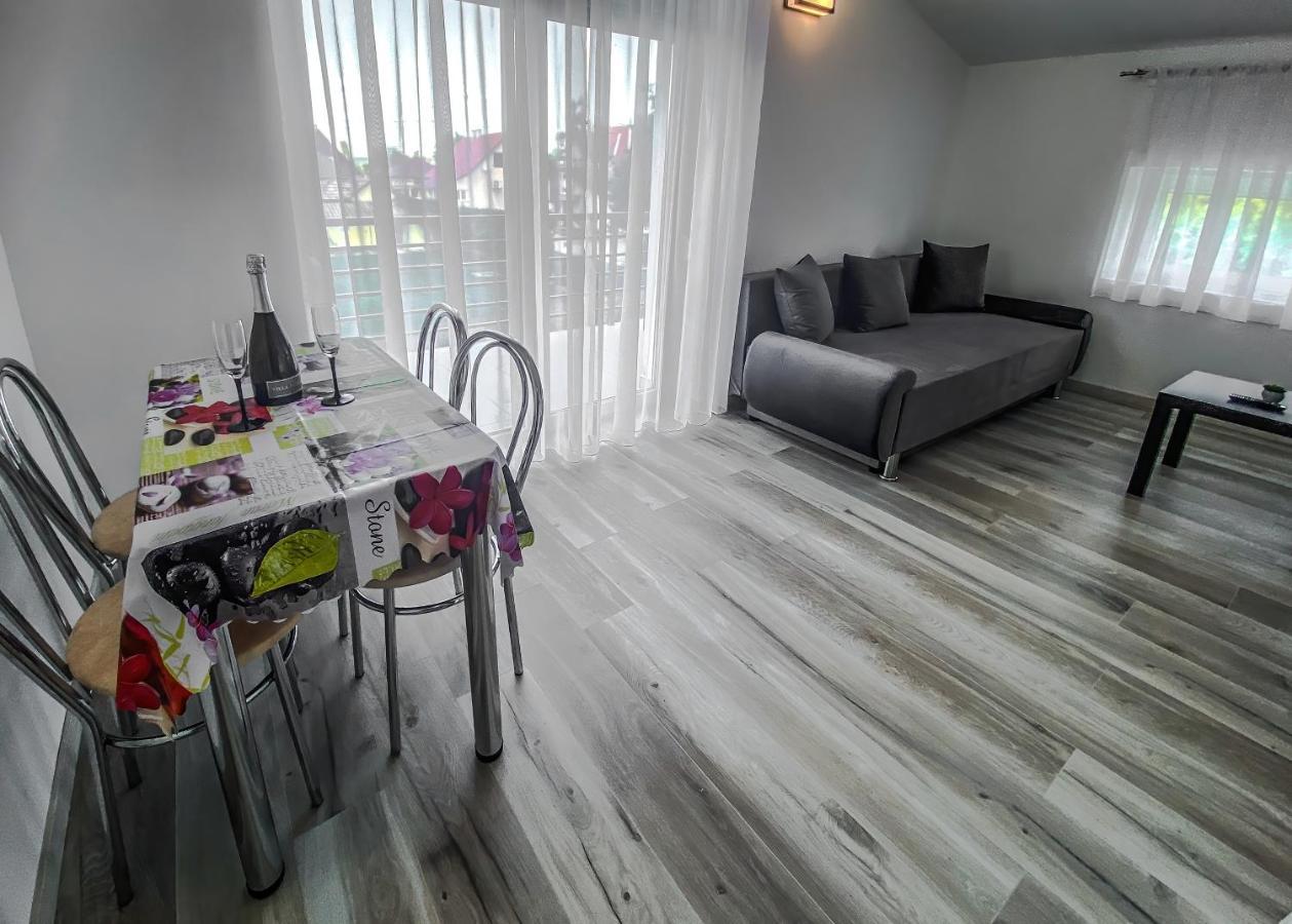 Feda Apartmanhaz บาลาตงโบกลาร์ ภายนอก รูปภาพ